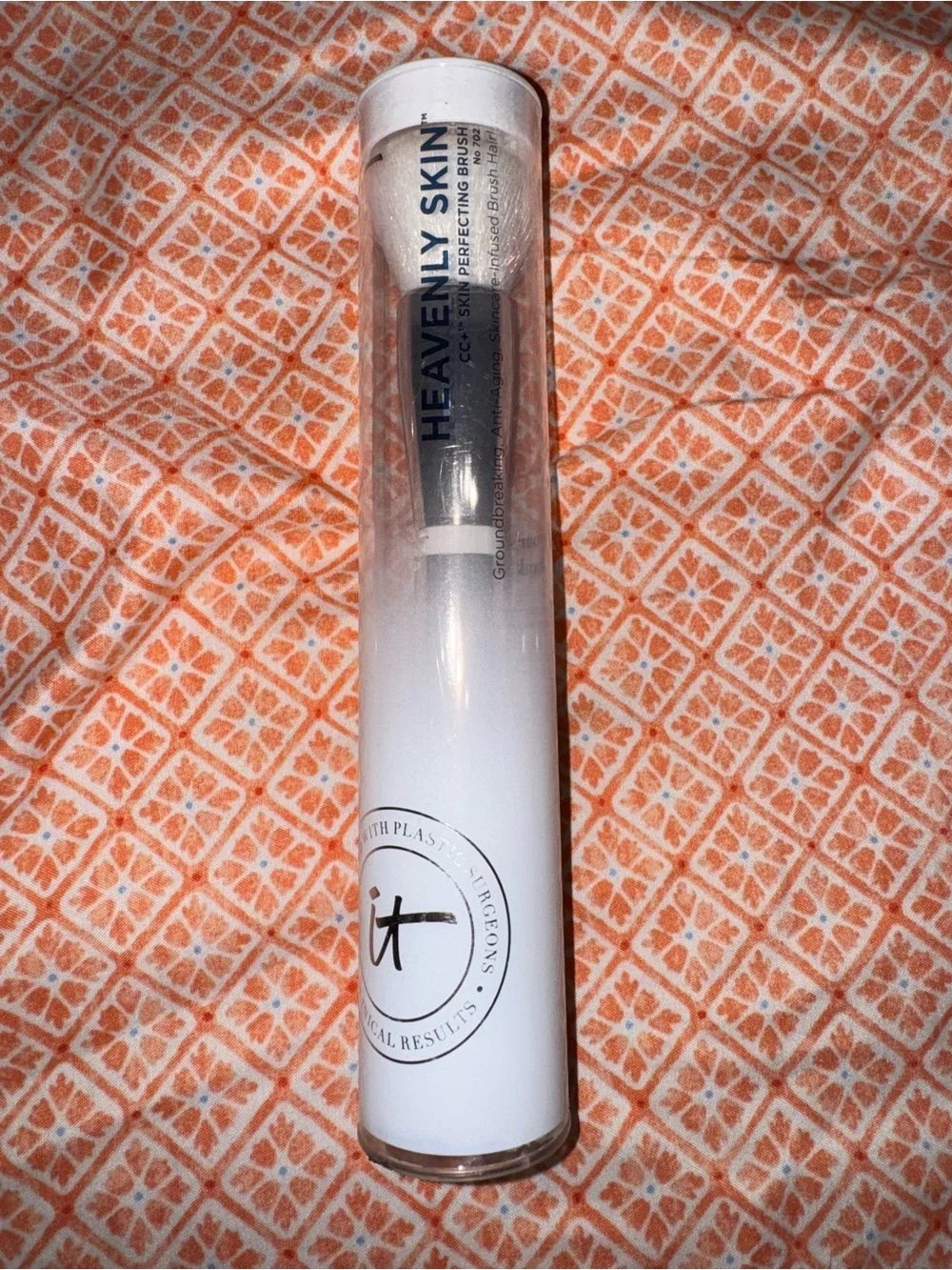 It Cosmetics Brush